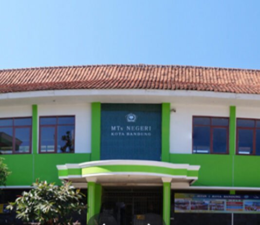 MTs Negeri 1 Kota Bandung Gelar Perkemahan Pendidikan Dasar Kepramukaan (PPDK) TP 2022-2023