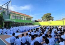 Kegiatan Salat Dhuha dan Salat Ghaib di MTsN 1 Kota Bandung untuk Mengenang Bapak H. Muli Mukhlisin, SE.