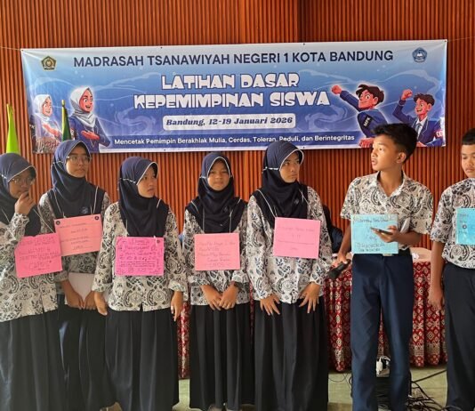 Tumbuhkan Jiwa Leadership, MTsN 1 Kota Bandung Selenggarakan LDKS
