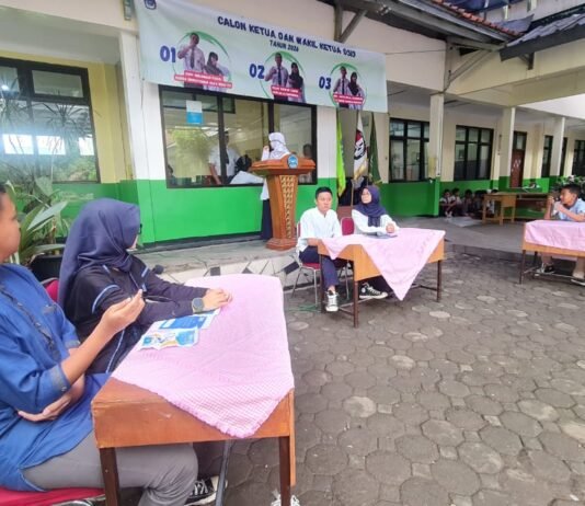 Paslon OSIS MTsN 1 Bandung Unjuk Gagasan Kritis dan Peduli Alam