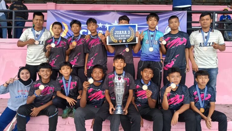 Siswa MTsN 1 Kota Bandung Bawa Timnya Menjadi Juara 3 Turnamen Sepakbola KU-14