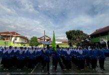 Pengurus OSIS 2026 MTsN 1 Kota Bandung Resmi Dikukuhkan