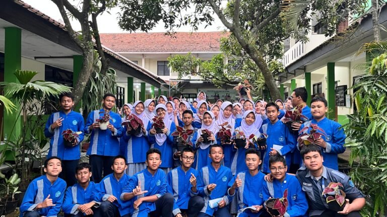 AMT MTsN 1 Kota Bandung Tekankan Pemaparan Program Kerja OSIS dan MPK
