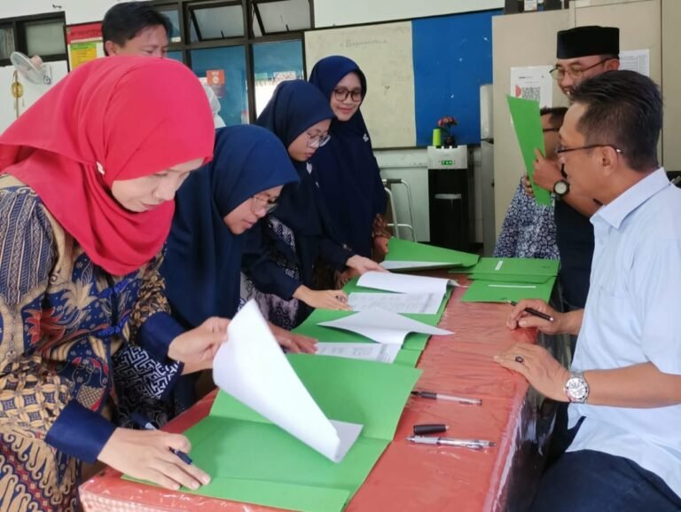 MTsN 1 Kota Bandung Sosialisasikan Perjanjian Kinerja 2026, Perkuat Budaya Kerja Berbasis Mutu