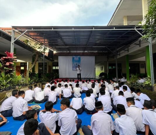 Joyful Ramadan Mubarak, MTsN 1 Kota Bandung Perkuat Semangat Ahlul Qur’an