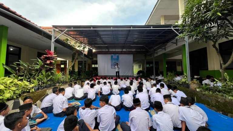 Joyful Ramadan Mubarak, MTsN 1 Kota Bandung Perkuat Semangat Ahlul Qur’an