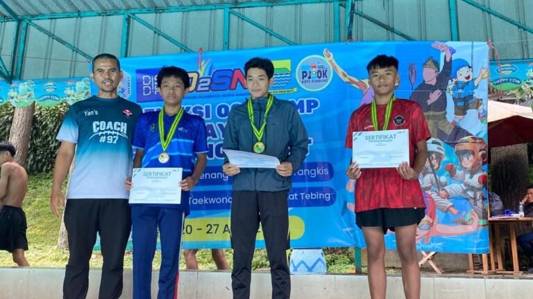Siswa MTsN 1 Kota Bandung Lolos ke Tingkat Kota pada Seleksi O2SN Cabang Renang