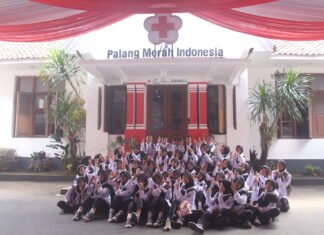 Siswa MTsN 1 Kota Bandung Dalami Peran Kemanusiaan melalui Kunjungan ke PMI Kota Bandung