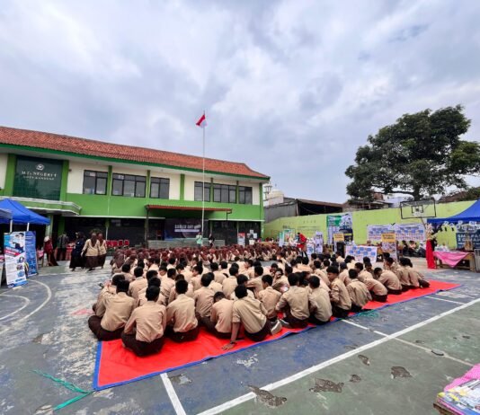 Siapkan Masa Depan Siswa, MTsN 1 Kota Bandung Hadirkan Career Day 2026