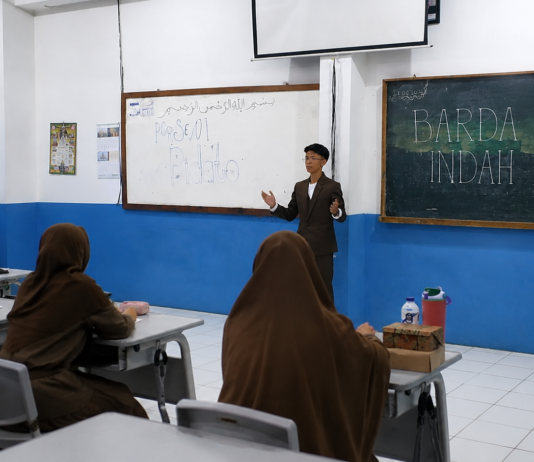 Dari Kota Bandung Menuju Tasikmalaya, Salman Siap Harumkan Nama Madrasah