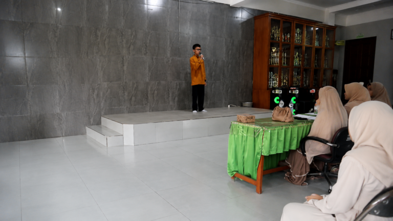 MTs Negeri 1 Kota Bandung Perkuat Tradisi Prestasi Lewat Cabang Solo Vocal Putra