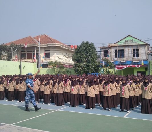Bekali Generasi Muda dengan Semangat Kebangsaan, MTsN 1 Kota Bandung Gelar Pendidikan Bela Negara
