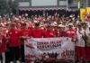 Langkah Bersama untuk Kerukunan, ASN MTsN 1 Kota Bandung Semarakkan Gerak Jalan