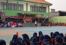 Gelora HUT RI ke-81, Kepala MTsN 1 Bandung Tekankan Persaudaraan dan Kebersamaan